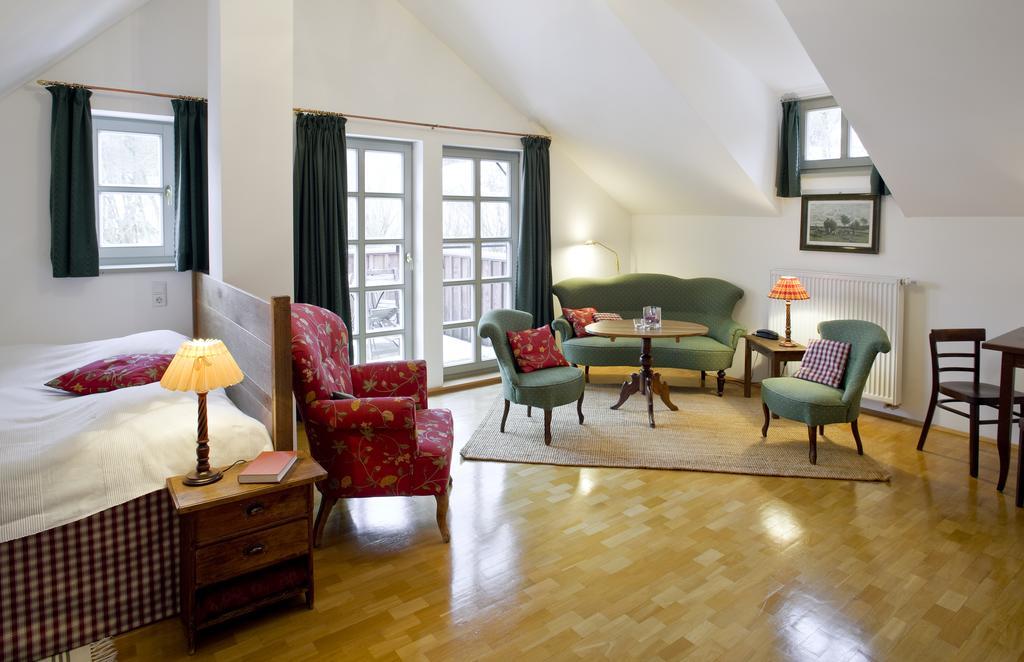 Romantik Hotel Landhaus Baerenmuehle Frankenau Rom bilde